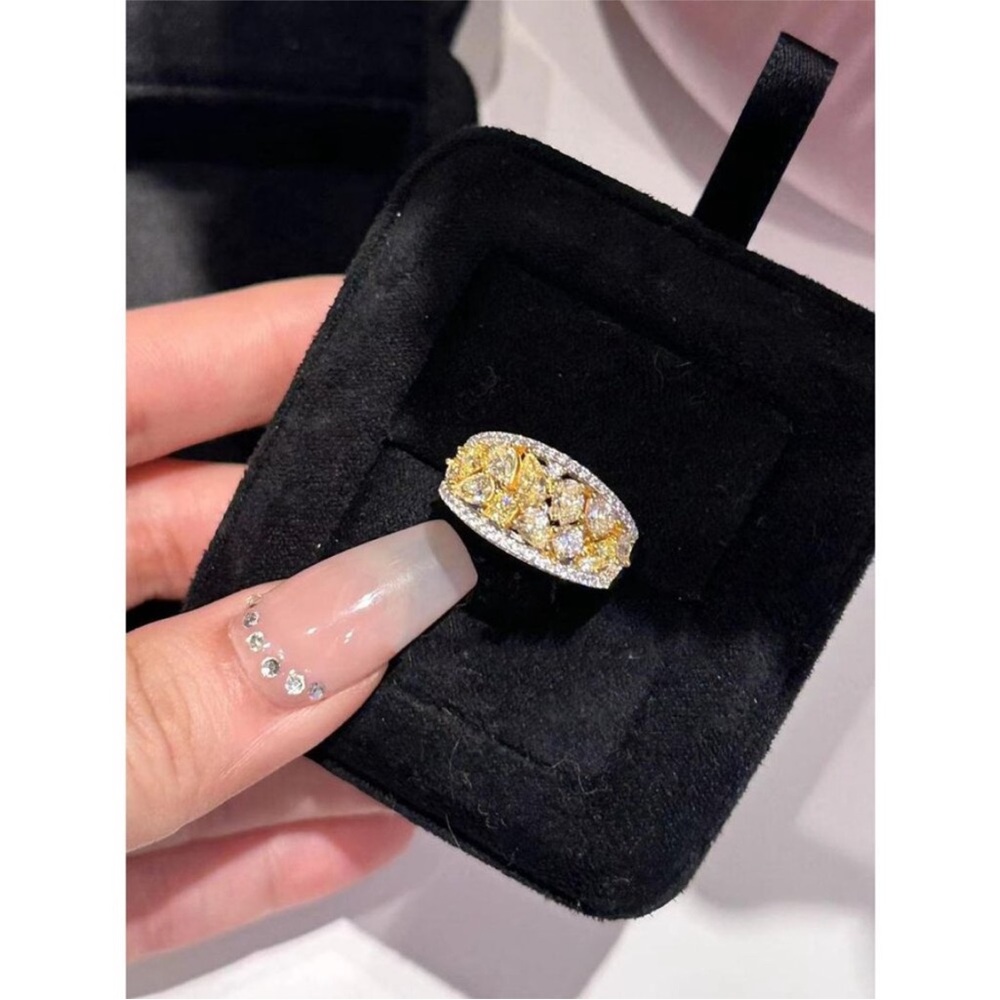 Women's Vintage Palace Yellow High Carbon Diamond Statement Ring